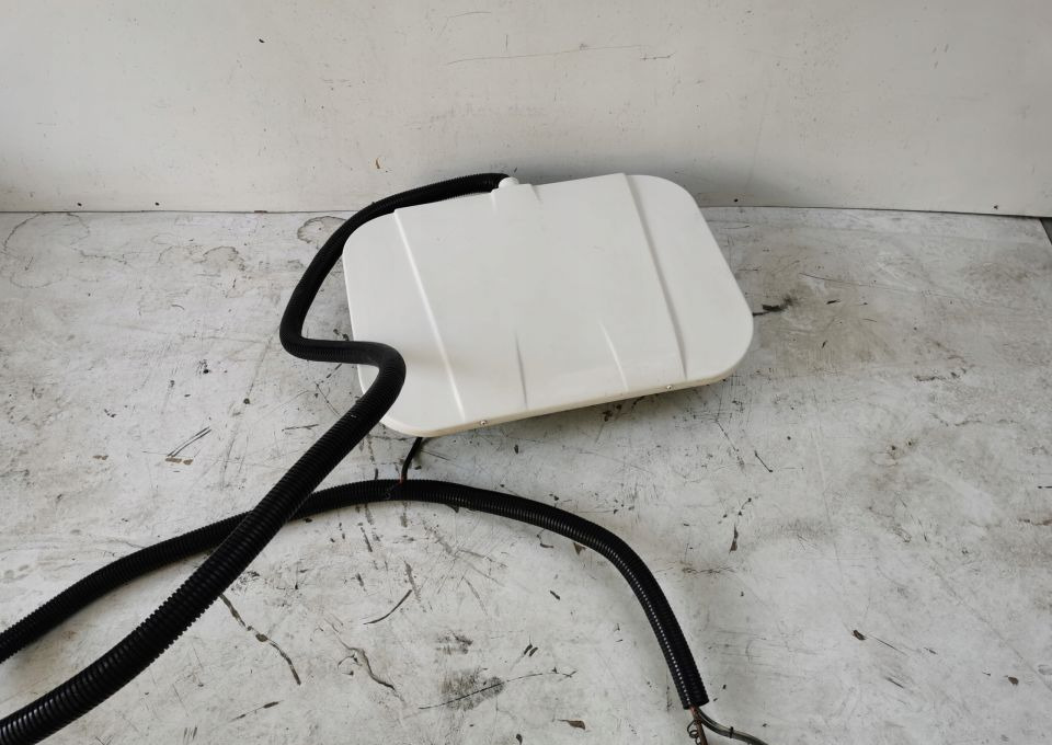 Klimatyzacja waeco sp950T sama góra - Heating/ Ventilation for Truck: picture 1 Klimatyzacja waeco sp950T sama góra - Heating/ Ventilation for Truck: picture 1