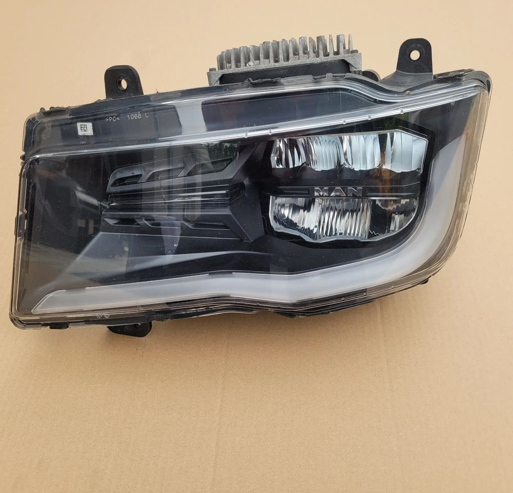 LAMPA LED MAN TG3 TGX NM ORYGINAŁ 81.25101-6821 LEWA CHWALIM116 - Lights/ Lighting for Truck: picture 1 LAMPA LED MAN TG3 TGX NM ORYGINAŁ 81.25101-6821 LEWA CHWALIM116 - Lights/ Lighting for Truck: picture 1