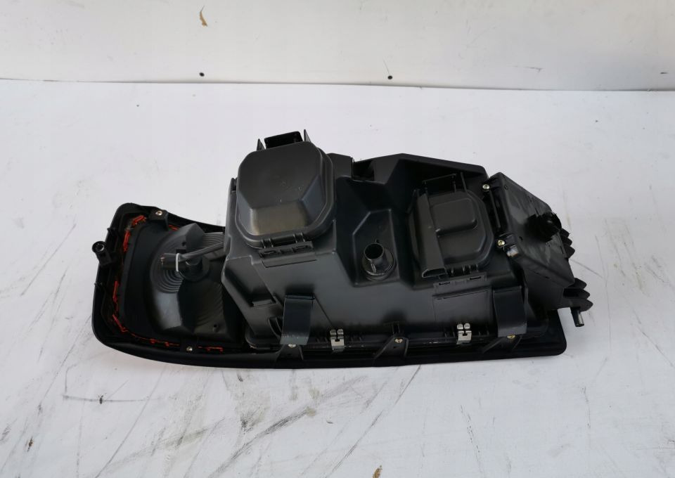 LAMPA MAN F2000 Prawa lub Lewa - Headlight: picture 2 LAMPA MAN F2000 Prawa lub Lewa - Headlight: picture 2