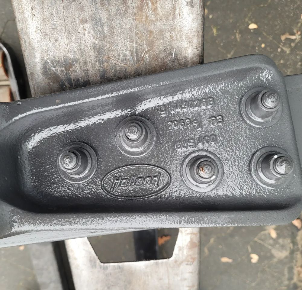 ŁAPY MOCOWANIE SIODLA VOLVO HOLLAND 126239C - Suspension for Truck: picture 5 ŁAPY MOCOWANIE SIODLA VOLVO HOLLAND 126239C - Suspension for Truck: picture 5