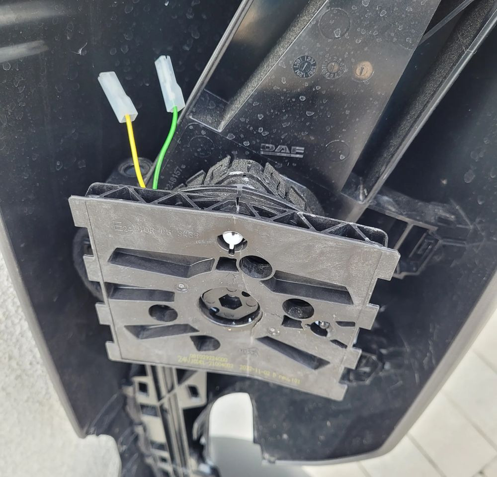 LUSTERKO DAF XG XF LEWE ORYGINAL - Rear view mirror for Truck: picture 3 LUSTERKO DAF XG XF LEWE ORYGINAL - Rear view mirror for Truck: picture 3