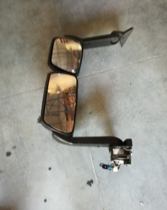 LUSTERKO IVECO EUROCARGO ELEKTRYCZNE LH. ORYGINAŁ - Rear view mirror: picture 1 LUSTERKO IVECO EUROCARGO ELEKTRYCZNE LH. ORYGINAŁ - Rear view mirror: picture 1