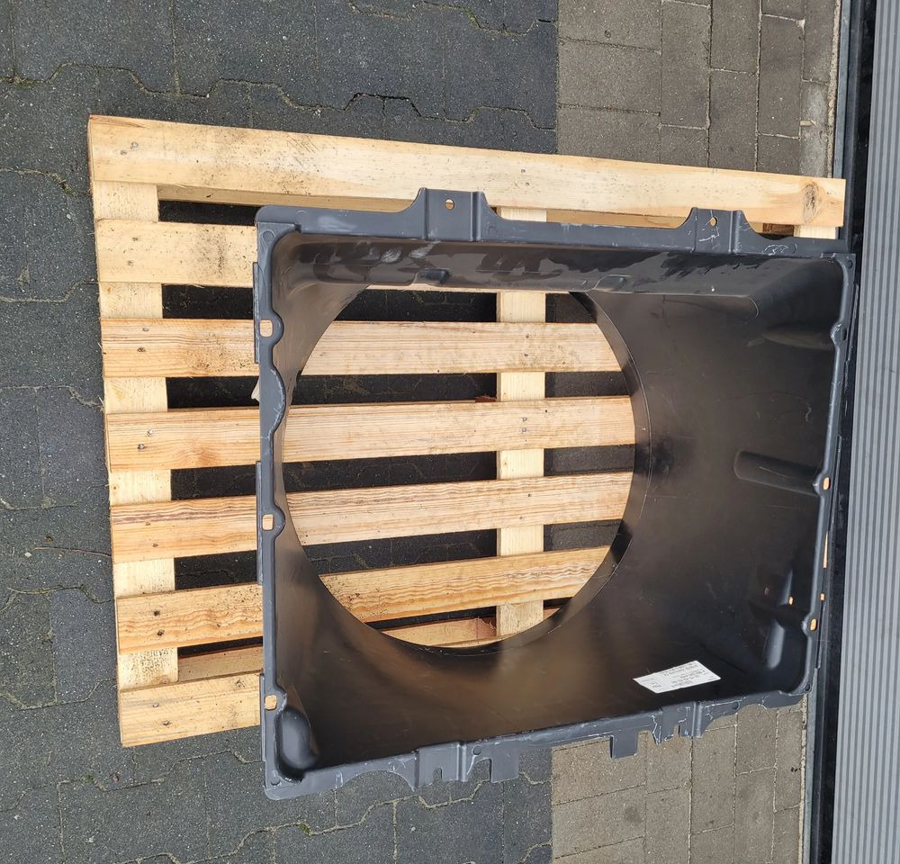 OBUDOWA WENTYLATOR MERCEDES ATEGO E6 A9675050455 ORYGINAŁ CHWALIM116 - Cooling system for Truck: picture 2 OBUDOWA WENTYLATOR MERCEDES ATEGO E6 A9675050455 ORYGINAŁ CHWALIM116 - Cooling system for Truck: picture 2