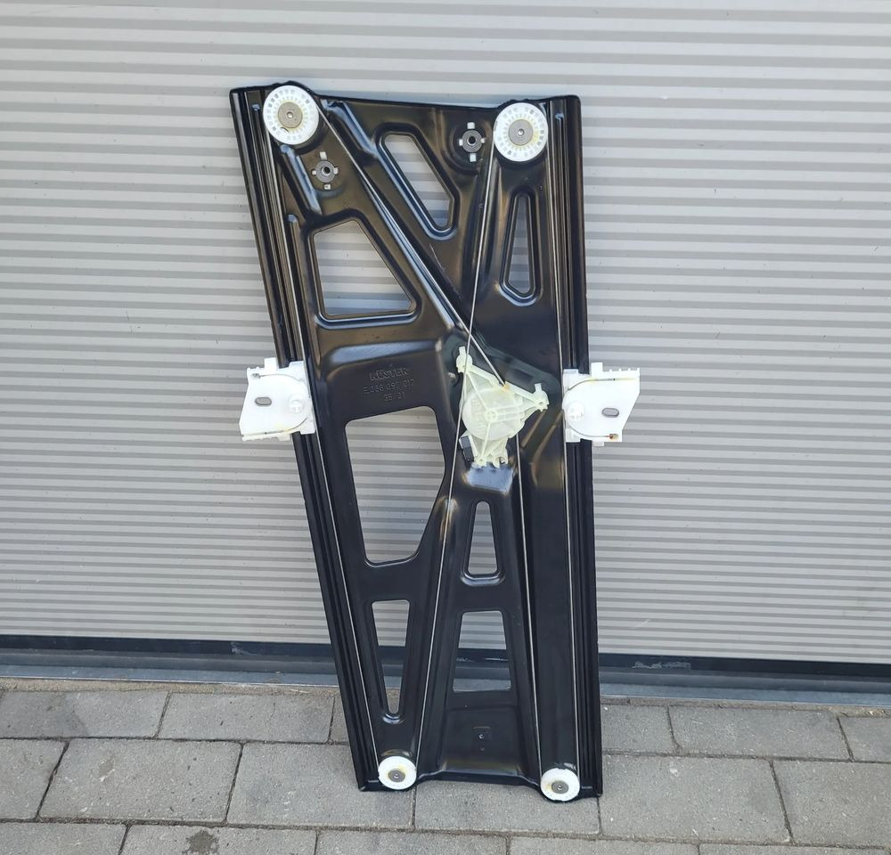 PODNOSNIK SZYBY RH DAF XF 106 OM 1881915 - Window lift motor for Truck: picture 1 PODNOSNIK SZYBY RH DAF XF 106 OM 1881915 - Window lift motor for Truck: picture 1