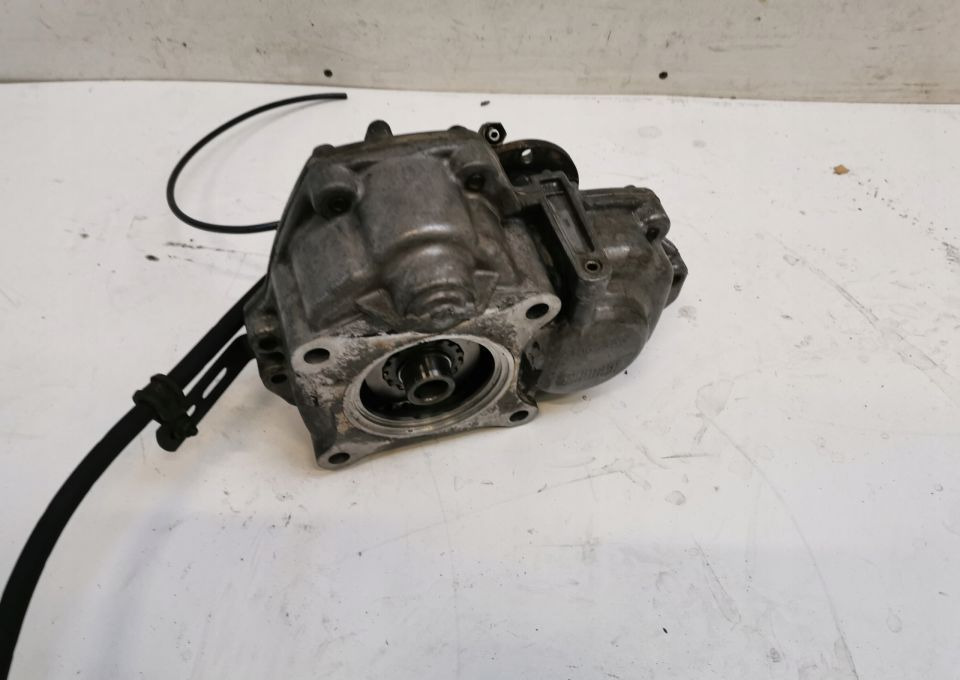 PRZYSTAWKA SKRZYNI BIEGÓW PTO VOLVO FH 21066327 - Gearbox and parts for Truck: picture 2 PRZYSTAWKA SKRZYNI BIEGÓW PTO VOLVO FH 21066327 - Gearbox and parts for Truck: picture 2