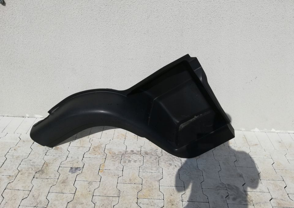 STOPNICA WŁAZ IVECO EUROCARGO 120/ RH/LH ORYGINAŁ - Footstep for Truck: picture 1 STOPNICA WŁAZ IVECO EUROCARGO 120/ RH/LH ORYGINAŁ - Footstep for Truck: picture 1