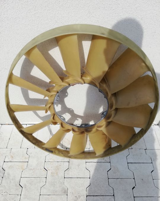 WENTYLATOR MERCEDES ACTROS MP4 A 4712050606-004 - Fan for Truck: picture 1 WENTYLATOR MERCEDES ACTROS MP4 A 4712050606-004 - Fan for Truck: picture 1
