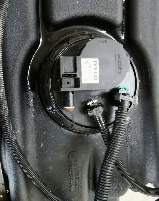 ZBIORNIK PALIWA IVECO EUROCARGO 504153101 - Fuel tank for Truck: picture 4 ZBIORNIK PALIWA IVECO EUROCARGO 504153101 - Fuel tank for Truck: picture 4