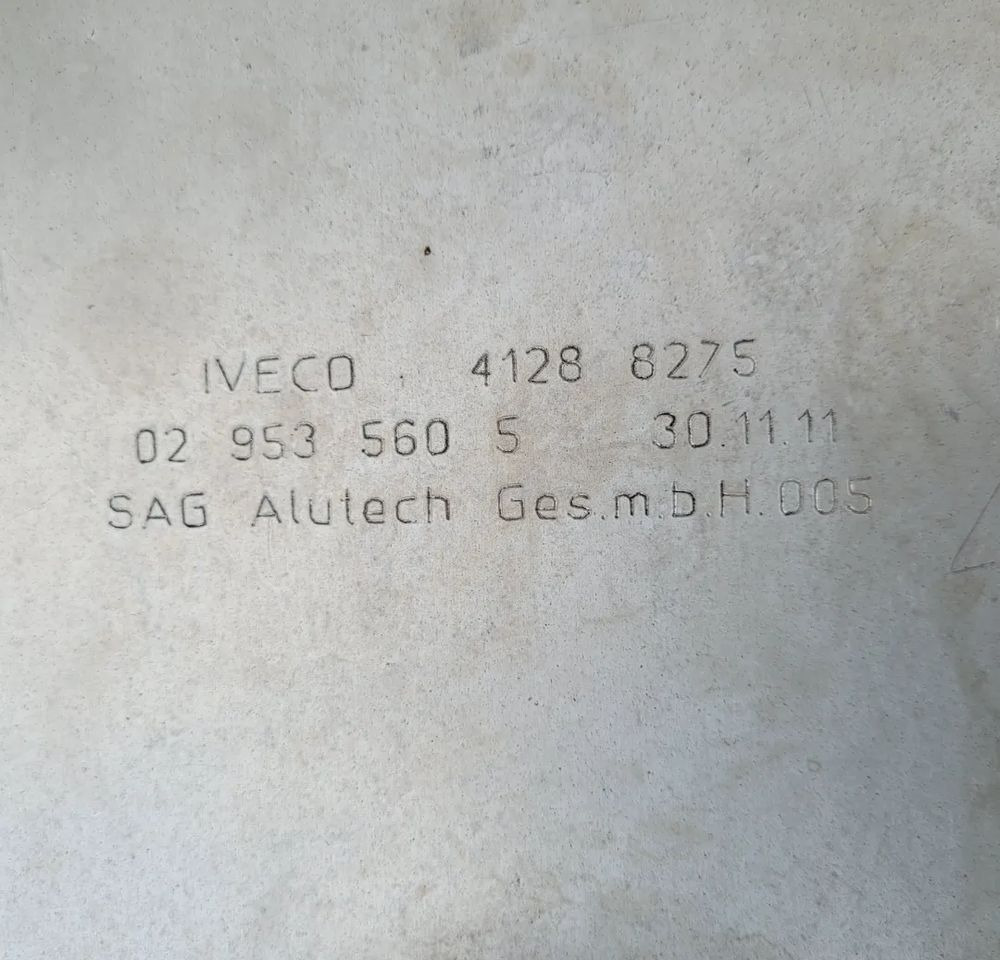ZBIORNIK PALIWA IVECO STRALIS 560L 125X70X70 - Fuel tank for Truck: picture 4 ZBIORNIK PALIWA IVECO STRALIS 560L 125X70X70 - Fuel tank for Truck: picture 4