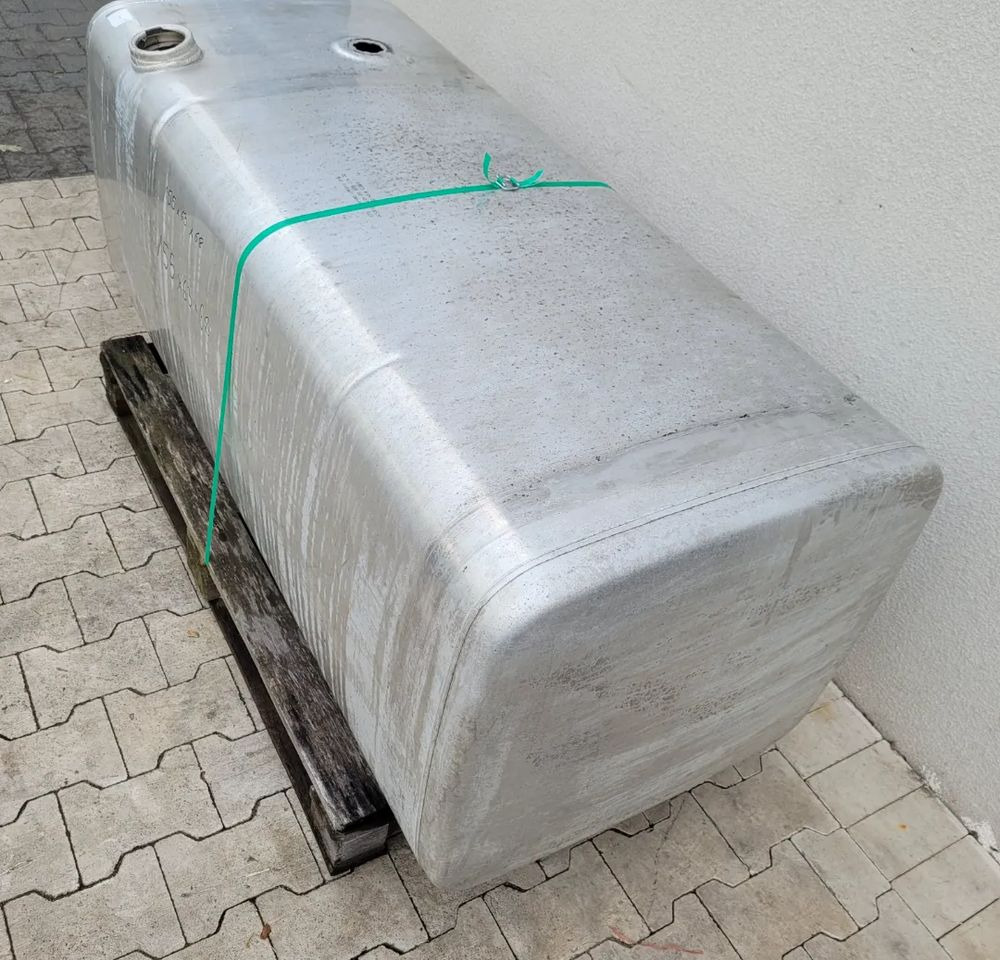 ZBIORNIK PALIWA IVECO STRALIS 600L 155X63X68 - Fuel tank for Truck: picture 2 ZBIORNIK PALIWA IVECO STRALIS 600L 155X63X68 - Fuel tank for Truck: picture 2