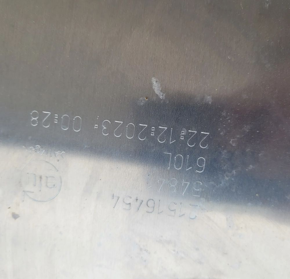 ZBIORNIK PALIWA VOLVO FH4 RENAULT 21516454 610L 150X70X70CM - Fuel tank for Truck: picture 4 ZBIORNIK PALIWA VOLVO FH4 RENAULT 21516454 610L 150X70X70CM - Fuel tank for Truck: picture 4