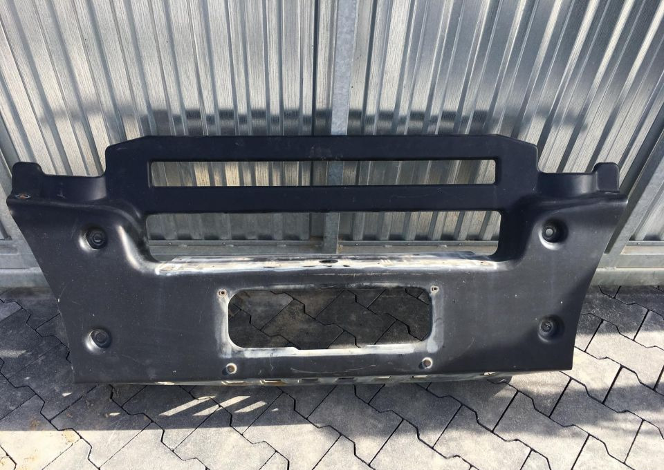 ZDERZAK IVECO TRAKKER BUDOWLANY ŚRODEK - Bumper for Truck: picture 1 ZDERZAK IVECO TRAKKER BUDOWLANY ŚRODEK - Bumper for Truck: picture 1