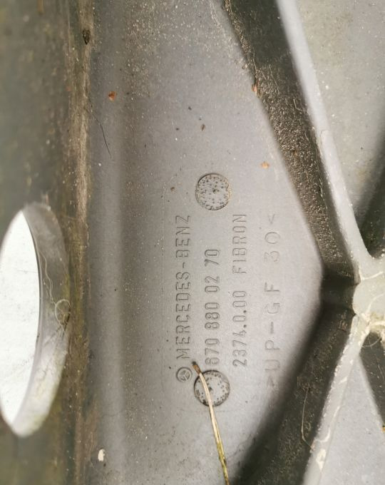 ZDERZAK MERCEDES VARIO 670 ORYGINAŁ - Bumper for Commercial vehicle: picture 2 ZDERZAK MERCEDES VARIO 670 ORYGINAŁ - Bumper for Commercial vehicle: picture 2