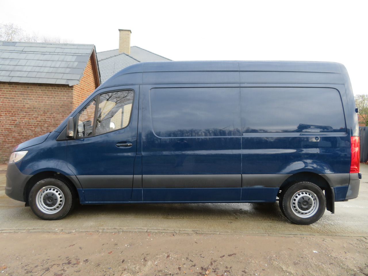 Mercedes-Benz Sprinter 311CDi - Small van: picture 4 Mercedes-Benz Sprinter 311CDi - Small van: picture 4