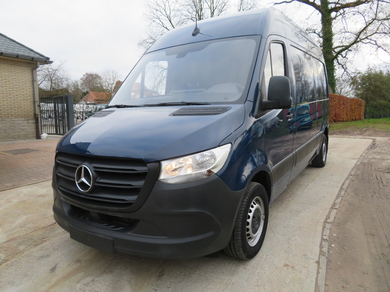 Mercedes-Benz Sprinter 311CDi - Small van: picture 3 Mercedes-Benz Sprinter 311CDi - Small van: picture 3