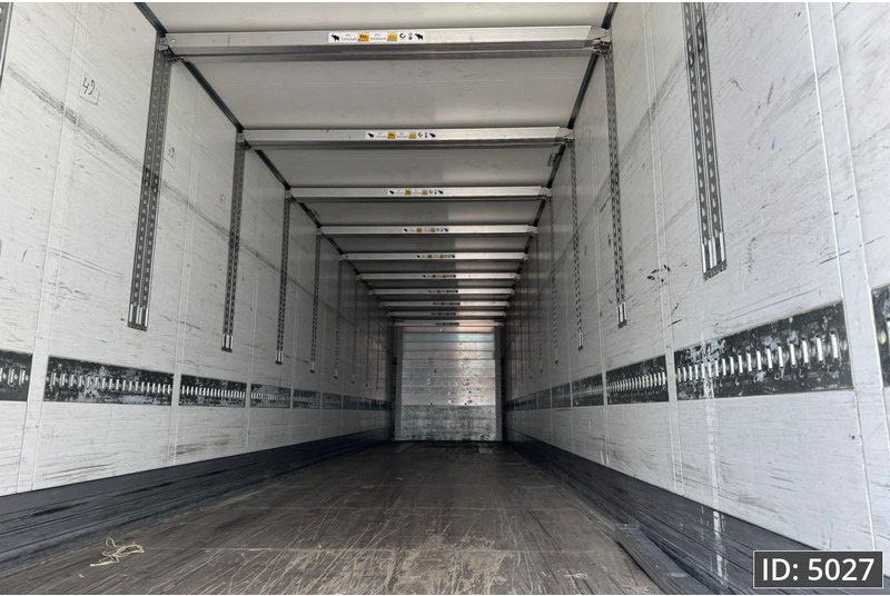 Schmitz Cargobull SCB/S3B / Disk brakes / Double stock / Taillift - Closed box semi-trailer: picture 5 Schmitz Cargobull SCB/S3B / Disk brakes / Double stock / Taillift - Closed box semi-trailer: picture 5