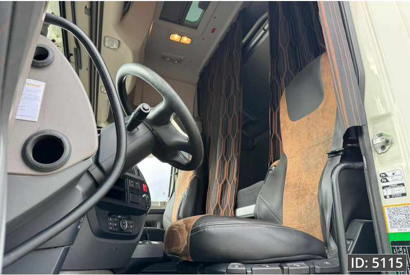 DAF XF 450 SSC, Euro 6, / Fridge / 2 Tanks - Tractor unit: picture 5 DAF XF 450 SSC, Euro 6, / Fridge / 2 Tanks - Tractor unit: picture 5