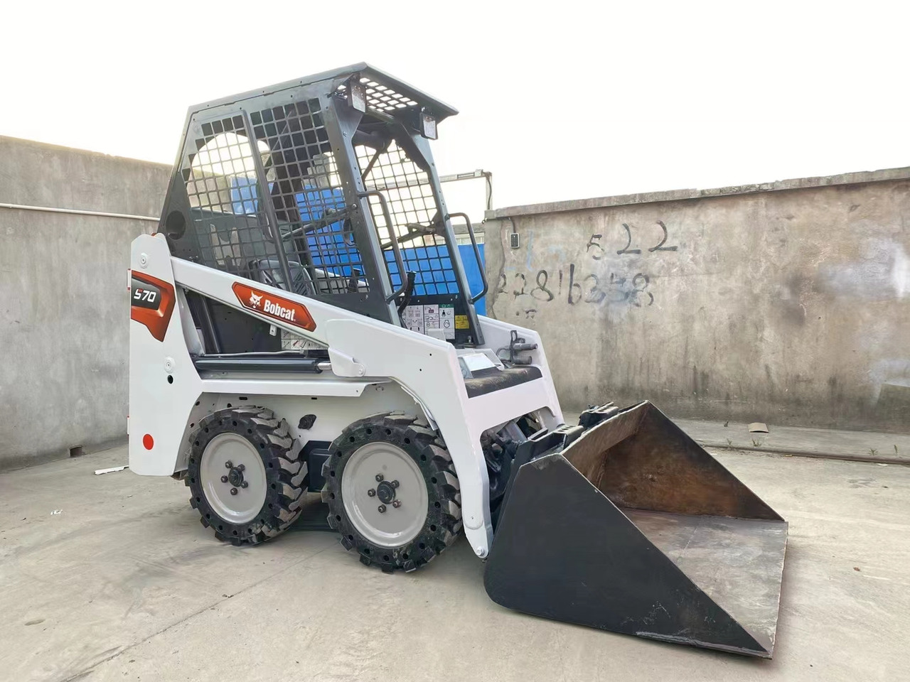 BOBCAT Skid Steer Loader S70 - Skid steer loader: picture 3 BOBCAT Skid Steer Loader S70 - Skid steer loader: picture 3