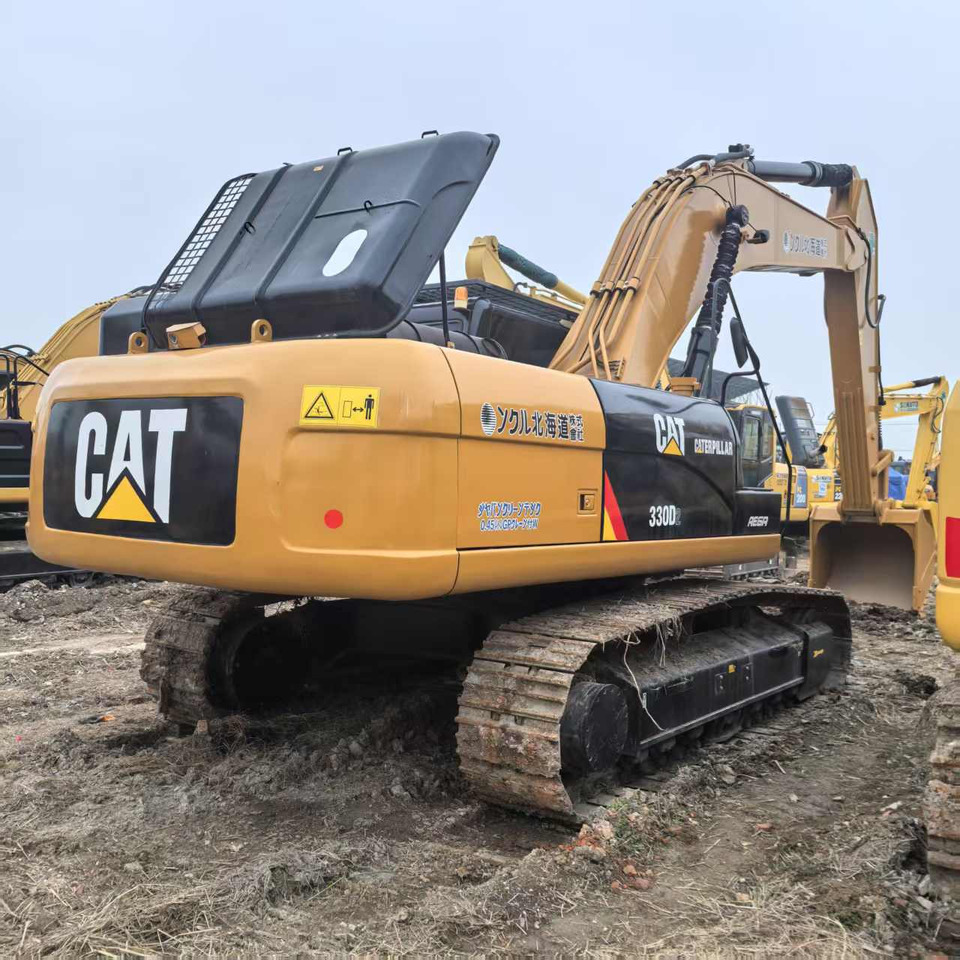 CAT 330D2 - Crawler excavator: picture 3 CAT 330D2 - Crawler excavator: picture 3