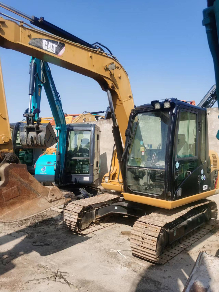 CATERPILLAR 307D - Crawler excavator: picture 2 CATERPILLAR 307D - Crawler excavator: picture 2
