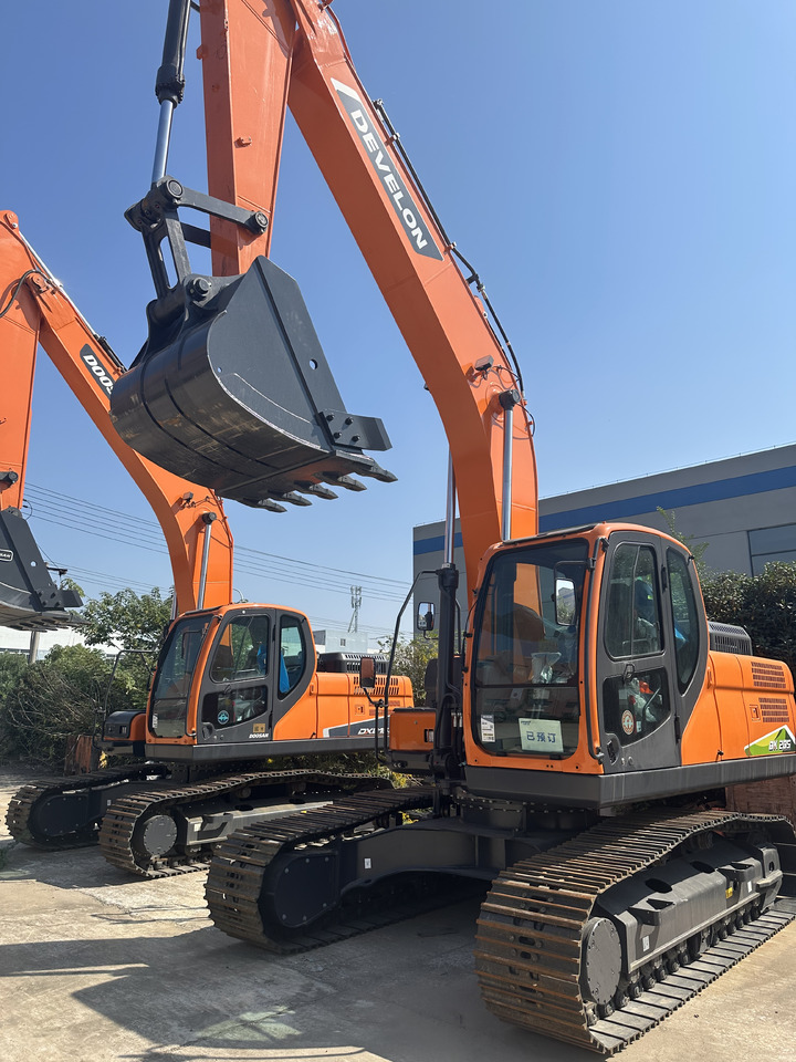 DOOSAN DX205 Excavator Click Here for Discount - Excavator: picture 2 DOOSAN DX205 Excavator Click Here for Discount - Excavator: picture 2