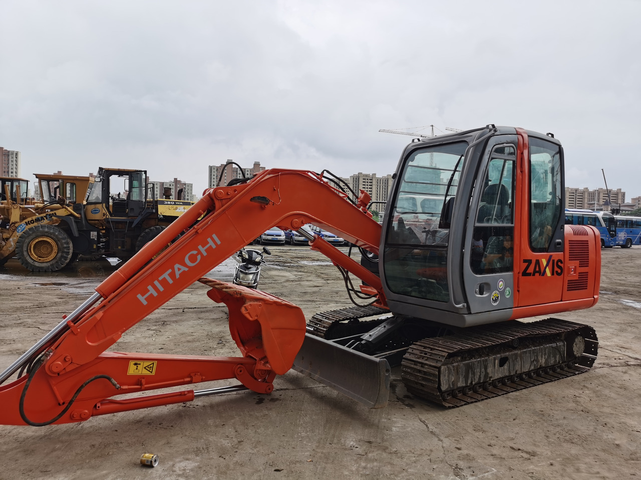 HITACHI ZX60 - Crawler excavator: picture 4 HITACHI ZX60 - Crawler excavator: picture 4