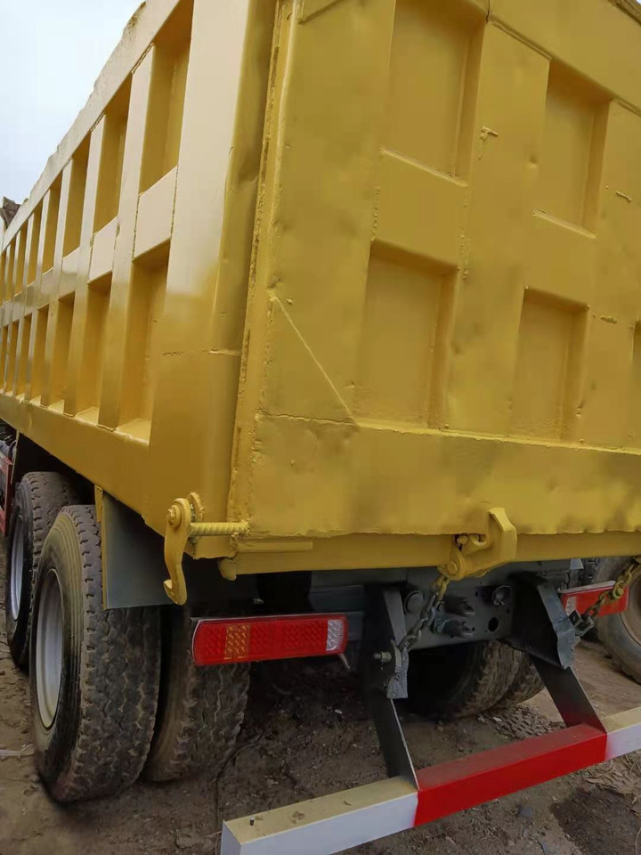 HOWO Dump Truck 371 6/4 Click Here for Discount - Tipper: picture 4 HOWO Dump Truck 371 6/4 Click Here for Discount - Tipper: picture 4