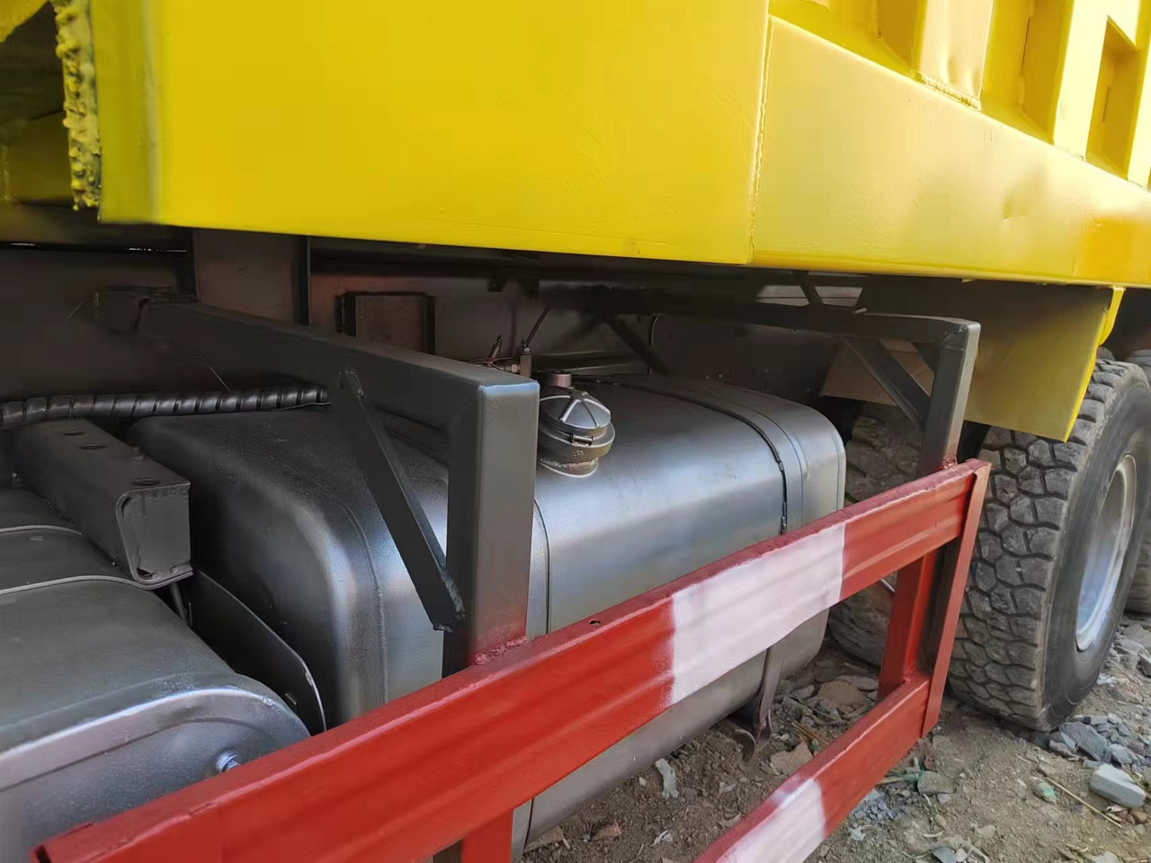 HOWO Dump truck 371 6/4 Click Here for Discount - Tipper: picture 2 HOWO Dump truck 371 6/4 Click Here for Discount - Tipper: picture 2