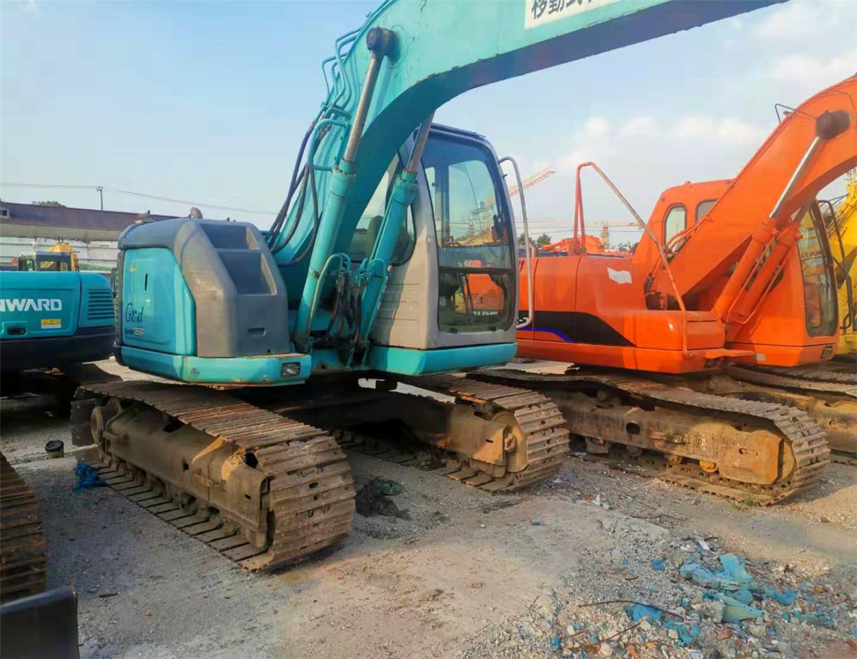 KOBELCO Crawler Excavator SK135 - Crawler excavator: picture 1 KOBELCO Crawler Excavator SK135 - Crawler excavator: picture 1