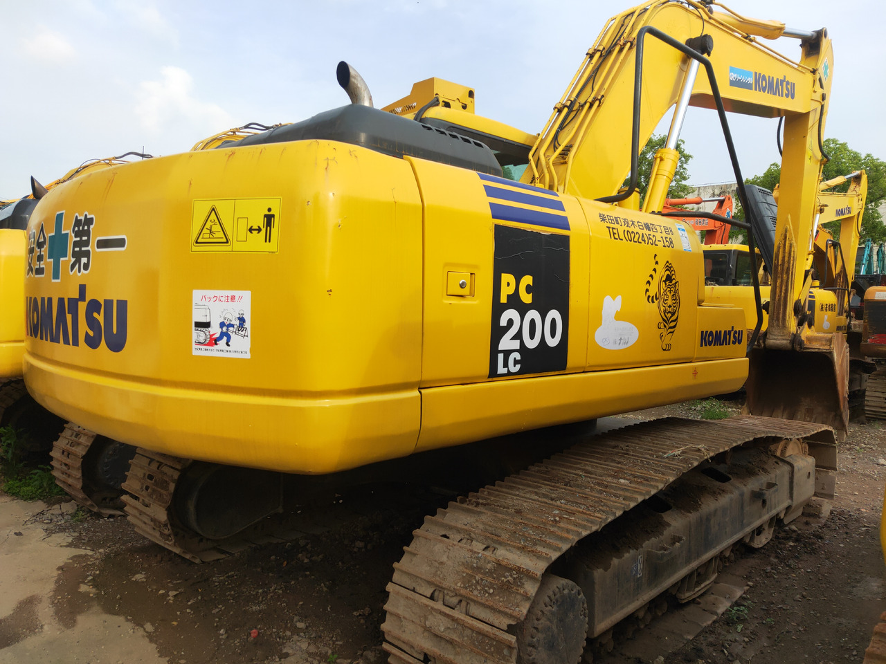 KOMATSU PC200L - Crawler excavator: picture 4 KOMATSU PC200L - Crawler excavator: picture 4