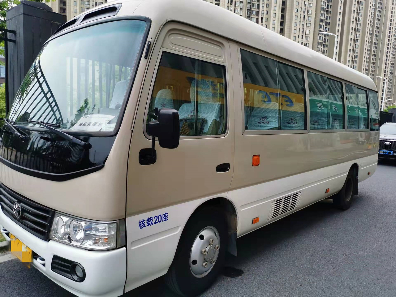 TOYOTA Coaster - City bus: picture 1 TOYOTA Coaster - City bus: picture 1