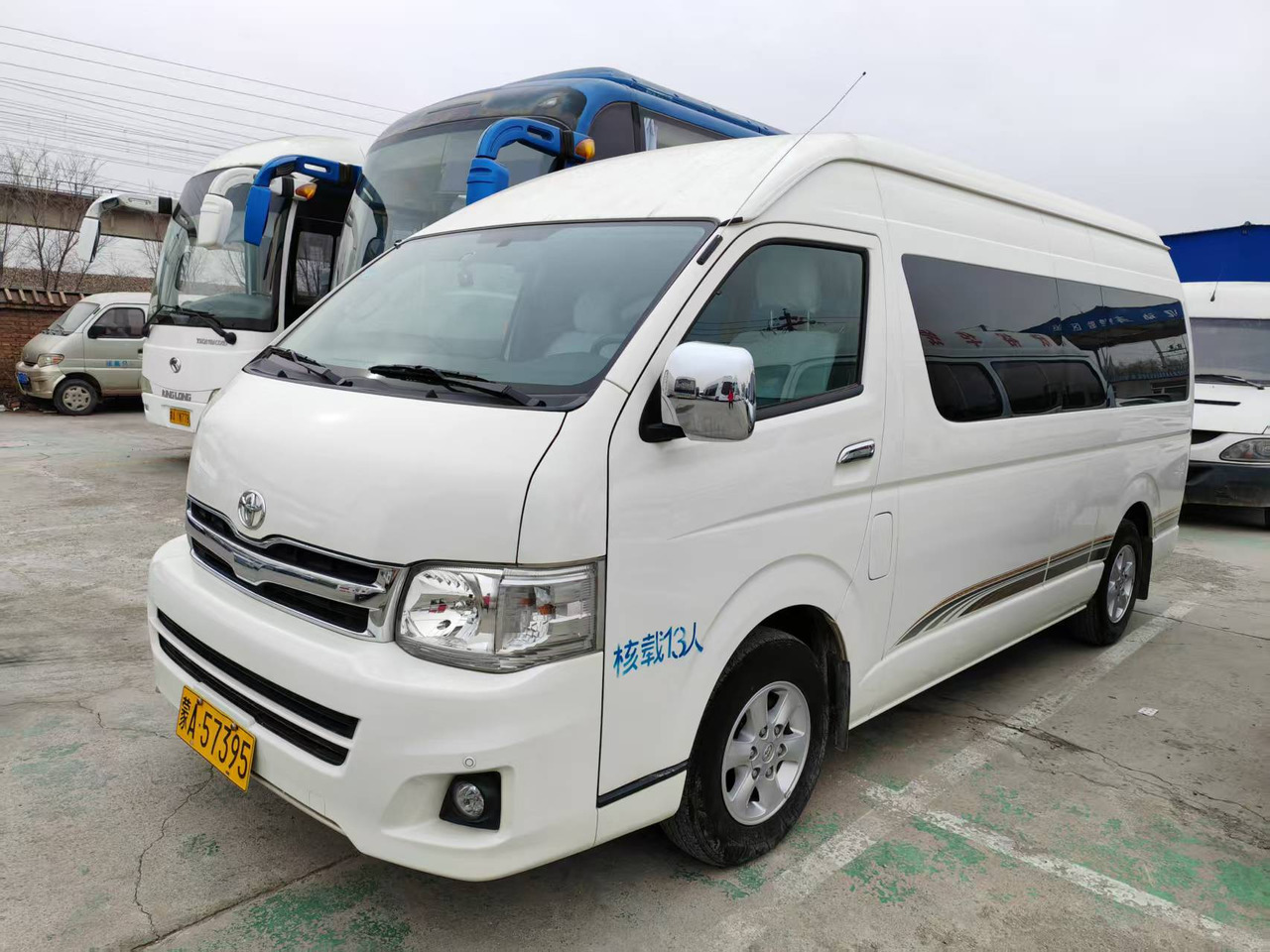 TOYOTA Mini Bus 13Seats Click Here for Discount - Coach: picture 3 TOYOTA Mini Bus 13Seats Click Here for Discount - Coach: picture 3