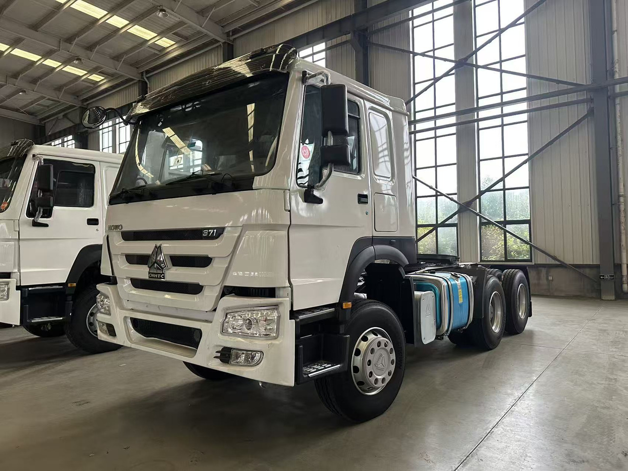 HOWO 371 Tractor Unit 6✖4 - Tractor unit: picture 2 HOWO 371 Tractor Unit 6✖4 - Tractor unit: picture 2