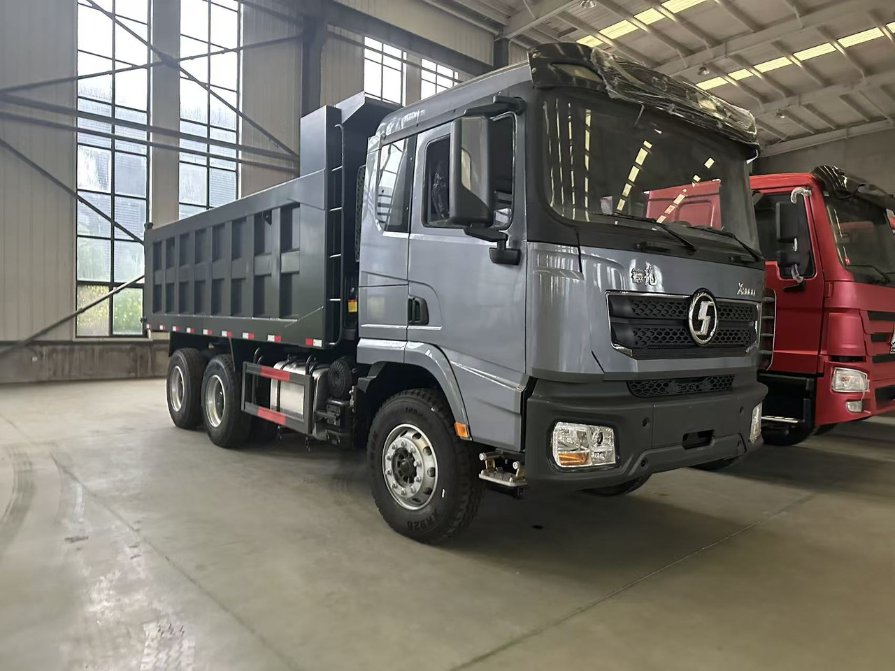 SHACMAN X3000 Dump Truck 6✖4 - Tractor unit: picture 3 SHACMAN X3000 Dump Truck 6✖4 - Tractor unit: picture 3