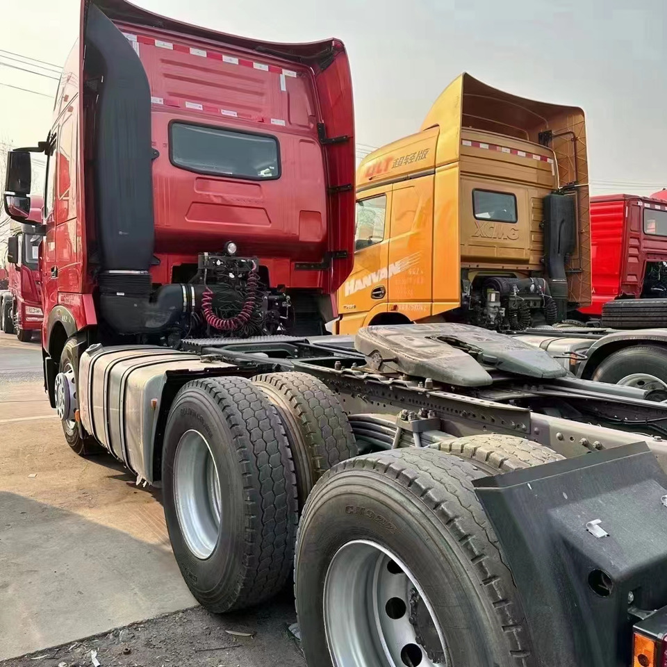 SINOTRUK HOWO 440 CLICK HERE FOR DISCOUNT - Tractor unit: picture 5 SINOTRUK HOWO 440 CLICK HERE FOR DISCOUNT - Tractor unit: picture 5