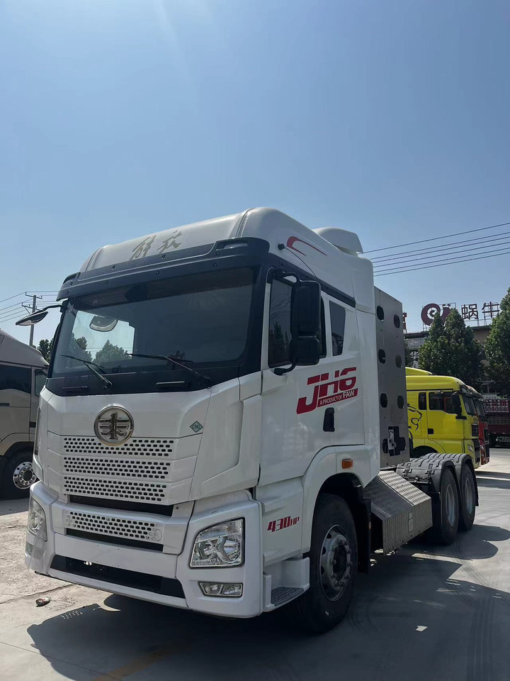 SINOTRUK Tractor Unit JH6 6X4 Manual Transmission New - Tractor unit: picture 2 SINOTRUK Tractor Unit JH6 6X4 Manual Transmission New - Tractor unit: picture 2
