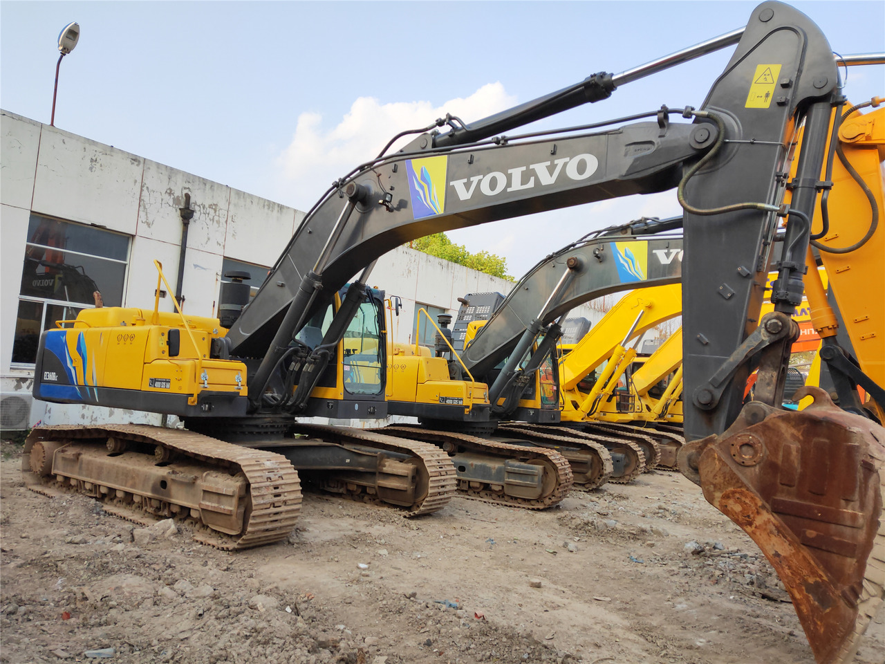 VOLVO Crawler Excavator EC360B - Crawler excavator: picture 3 VOLVO Crawler Excavator EC360B - Crawler excavator: picture 3