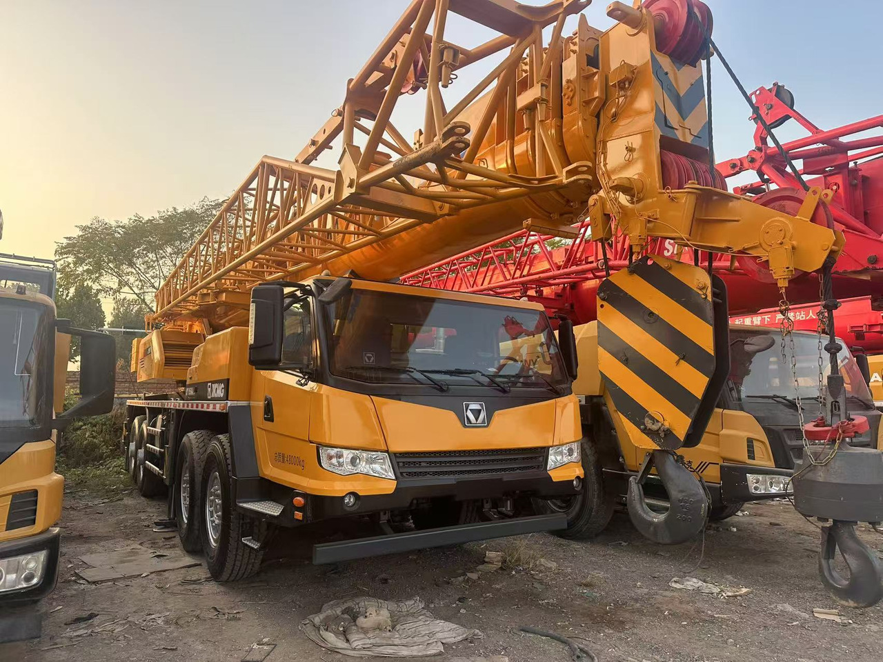 XCMG Crane QY85K CLICK HERE FOR DISCOUNT - Crane: picture 1 XCMG Crane QY85K CLICK HERE FOR DISCOUNT - Crane: picture 1