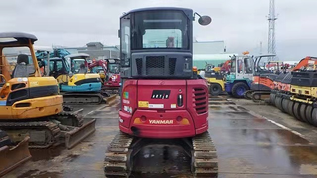 YANMAR VIO30 - Mini excavator: picture 2 YANMAR VIO30 - Mini excavator: picture 2