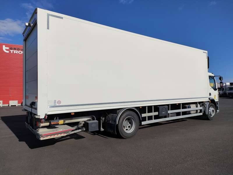Camion Porteur 19 TONNES 280 CV HAYON PORTE RELEVANTE - Box truck: picture 5 Camion Porteur 19 TONNES 280 CV HAYON PORTE RELEVANTE - Box truck: picture 5