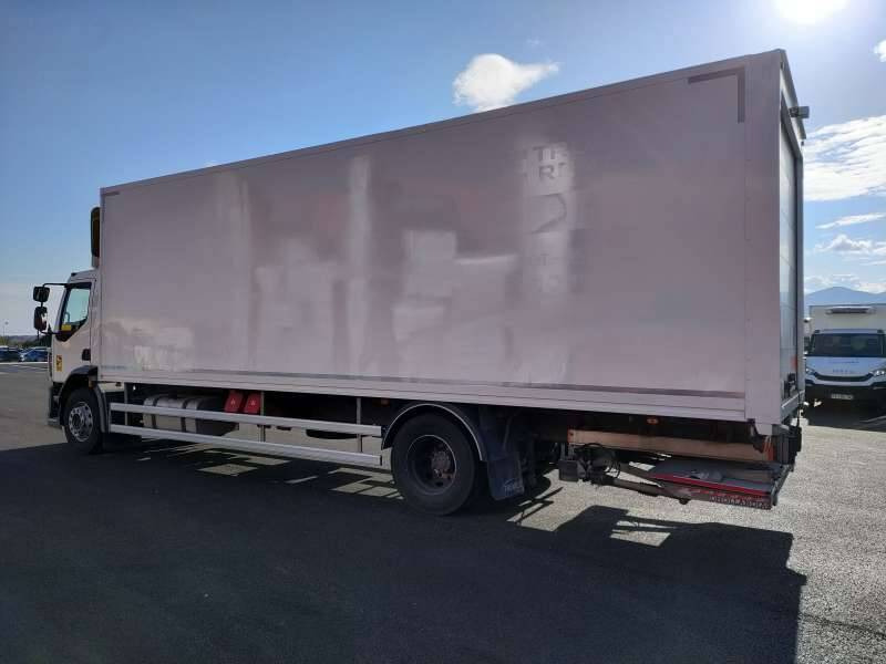 Camion Porteur 19 TONNES 280 CV HAYON PORTE RELEVANTE - Box truck: picture 4 Camion Porteur 19 TONNES 280 CV HAYON PORTE RELEVANTE - Box truck: picture 4