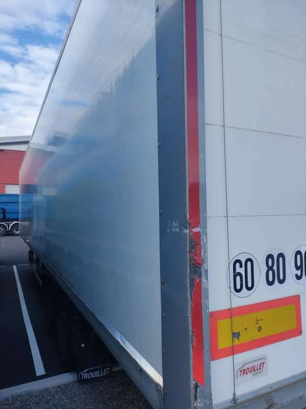 Semi-remorque 2 Essieux 27 TONNES PORTE RELEVANTE - Closed box semi-trailer: picture 2 Semi-remorque 2 Essieux 27 TONNES PORTE RELEVANTE - Closed box semi-trailer: picture 2