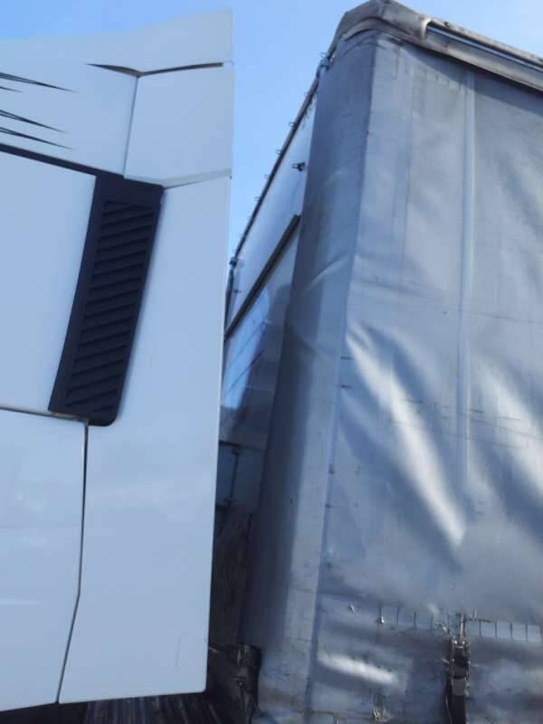 Semi-remorque 3 Essieux 38 TONNES 2 PORTES AR REHAUSSABLE - Curtainsider semi-trailer: picture 2 Semi-remorque 3 Essieux 38 TONNES 2 PORTES AR REHAUSSABLE - Curtainsider semi-trailer: picture 2