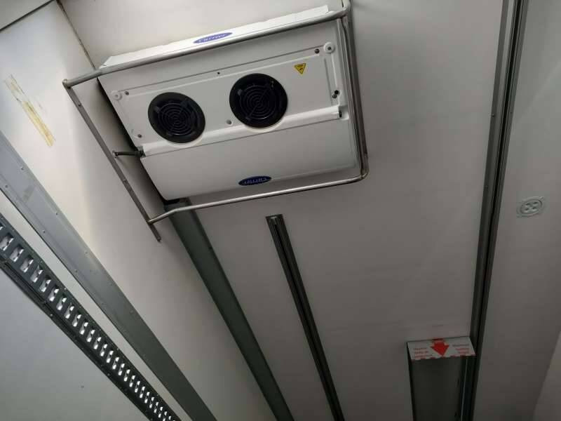 Semi-remorque 3 Essieux 38 TONNES HAYON AUTONOME CAISSE CHEREAU GROUPE CARRIER VECTOR 1950 MT - Refrigerator semi-trailer: picture 5 Semi-remorque 3 Essieux 38 TONNES HAYON AUTONOME CAISSE CHEREAU GROUPE CARRIER VECTOR 1950 MT - Refrigerator semi-trailer: picture 5