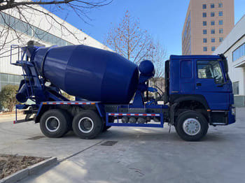 SINOTRUK Cement Mixer Lorry for Sale in Namibia - Concrete mixer truck: picture 5 SINOTRUK Cement Mixer Lorry for Sale in Namibia - Concrete mixer truck: picture 5