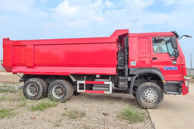 SINOTRUK Howo 371 10 Wheeler Used Dump Trucks for Sale in Congo - Tipper: picture 4 SINOTRUK Howo 371 10 Wheeler Used Dump Trucks for Sale in Congo - Tipper: picture 4