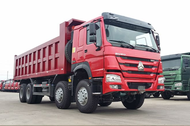 SINOTRUK Sinotruk Howo 380 8X4 Dump Truck for Sale in Senegal - Tipper: picture 3 SINOTRUK Sinotruk Howo 380 8X4 Dump Truck for Sale in Senegal - Tipper: picture 3