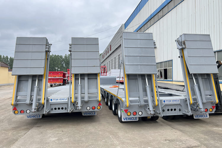 TITAN 4 Line 8 Axle 150 Tons Lowbed Trailer Truck for Sale in Saudi Arabia - Low loader semi-trailer: picture 4 TITAN 4 Line 8 Axle 150 Tons Lowbed Trailer Truck for Sale in Saudi Arabia - Low loader semi-trailer: picture 4