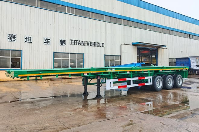 TITAN 40 Foot Tri Axle Flat Deck Trailer for Sale in Senegal - Dropside/ Flatbed semi-trailer: picture 1 TITAN 40 Foot Tri Axle Flat Deck Trailer for Sale in Senegal - Dropside/ Flatbed semi-trailer: picture 1