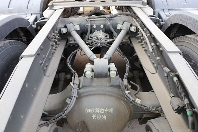 FAW Faw J6P 6X4 Tractor Head for Sale in Angola - Tractor unit: picture 4 FAW Faw J6P 6X4 Tractor Head for Sale in Angola - Tractor unit: picture 4